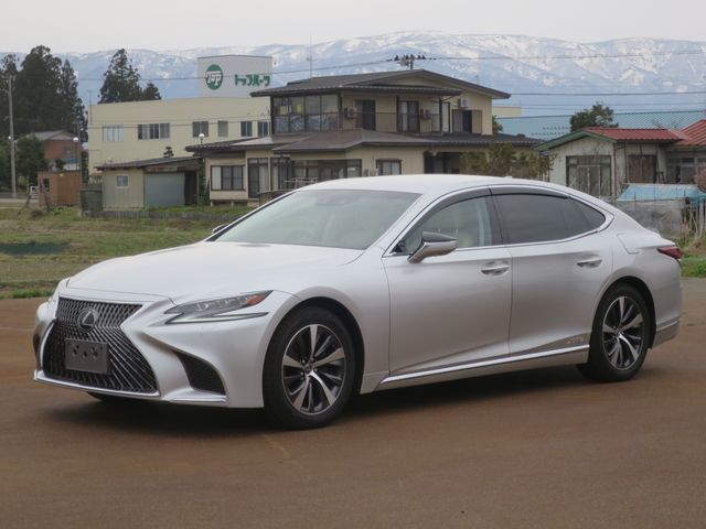 Japanese used car Ref# 1552170 TOYOTA / LEXUS LS500h 4WD