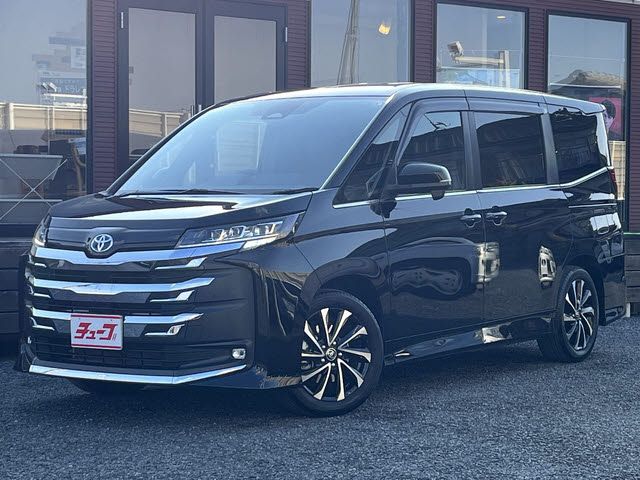 Japanese used car Ref# 1552269 TOYOTA / NOAH HYBRID