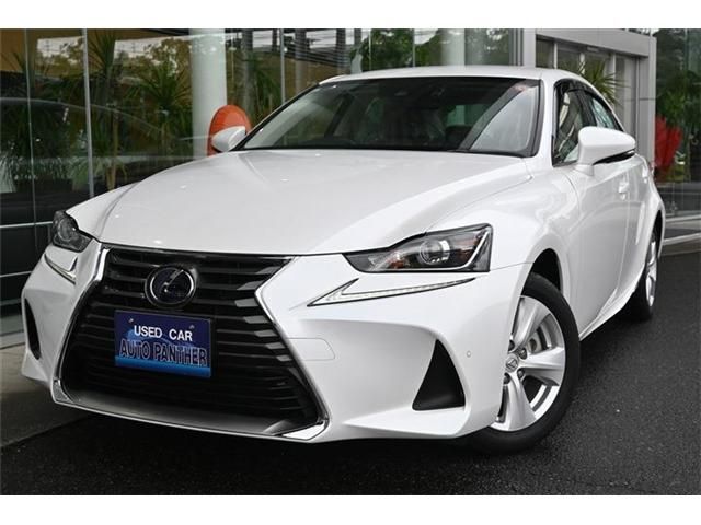 Japanese used car Ref# 1552279 TOYOTA / LEXUS IS300h