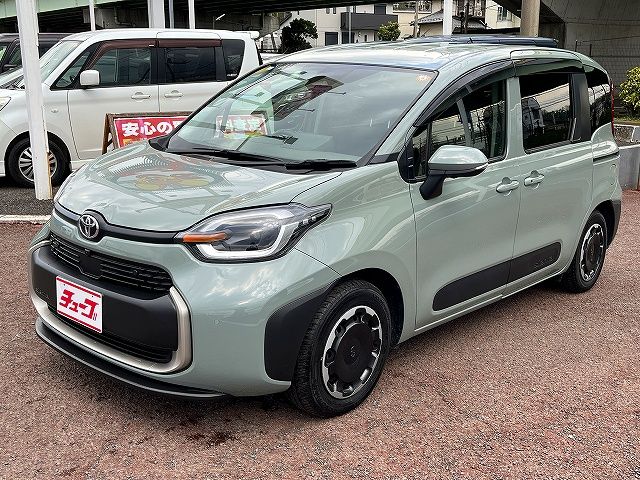 Japanese used car Ref# 1552314 TOYOTA / SIENTA HYBRID