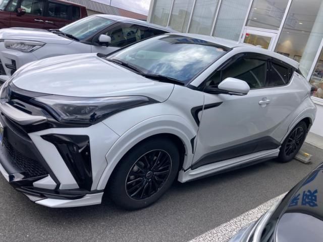 Japanese used car Ref# 1552368 TOYOTA / C-HR