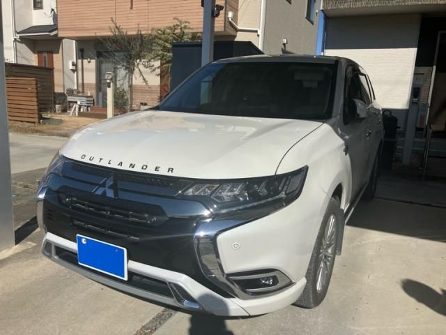 Japanese used car Ref# 1552394 MITSUBISHI / OUTLANDER PHEV