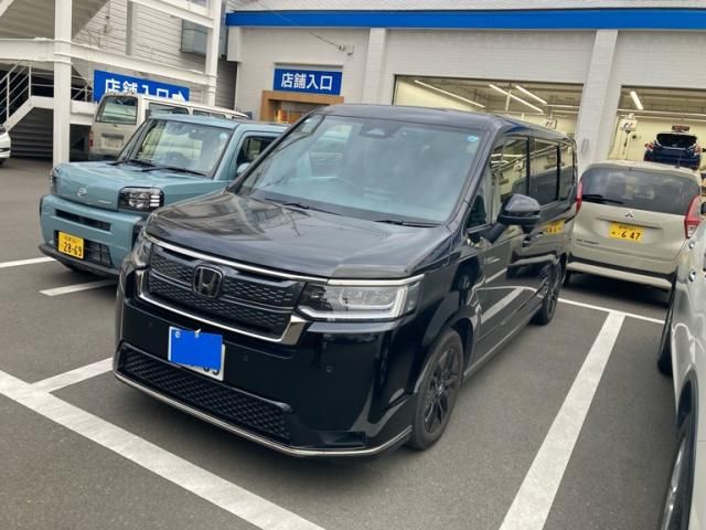 Japanese used car Ref# 1552464 HONDA / STEPWAGON SPADA