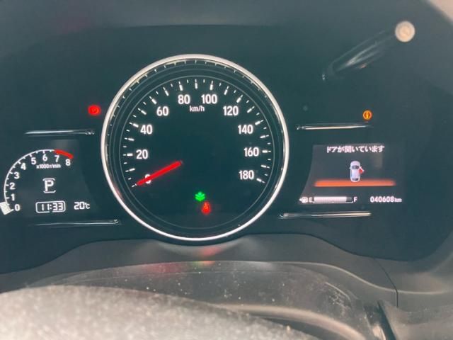 Japanese used car Ref# 1552479 HONDA / VEZEL