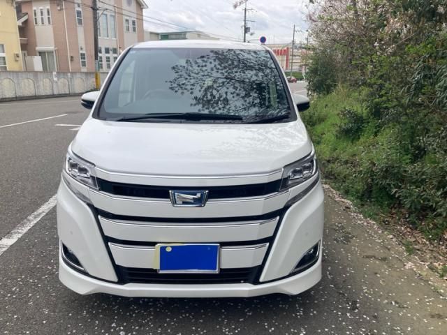 Japanese used car Ref# 1552482 TOYOTA / NOAH HYBRID