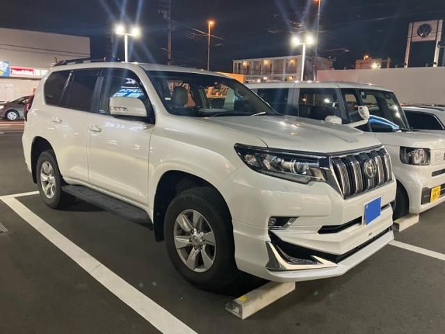 Japanese used car Ref# 1552513 TOYOTA / LANDCRUISER PRADO