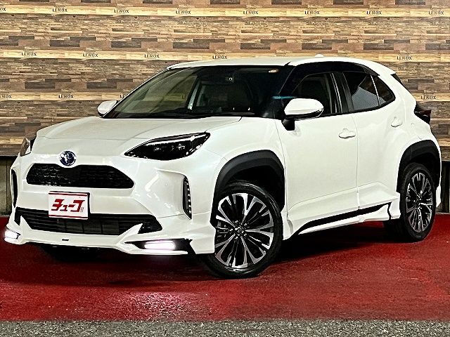 TOYOTA / YARIS CROSS HYBRID