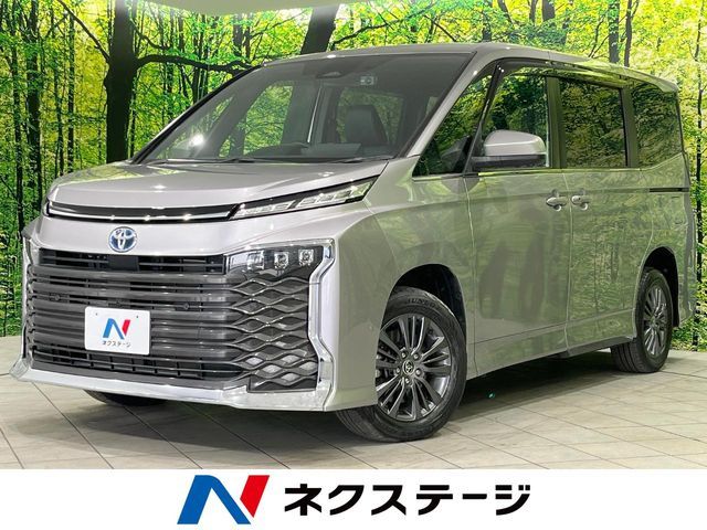 TOYOTA / VOXY HYBRID 4WD