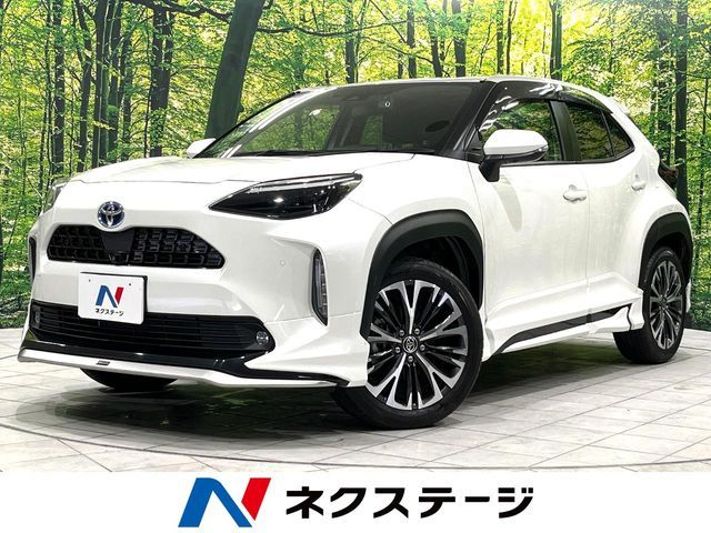 TOYOTA / YARIS CROSS HYBRID