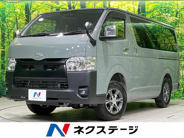 TOYOTA / HIACE van 4WD