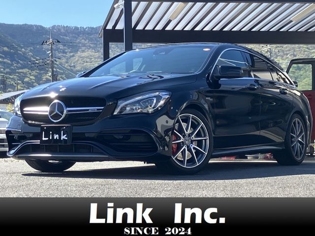 MERCEDES BENZ / MERCEDES AMG CLA Shooting Brake