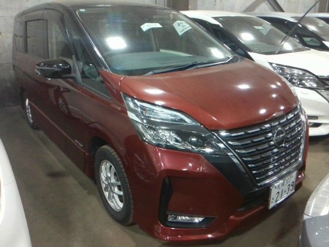 NISSAN / SERENA  S-HYBRID 4WD