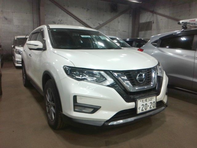 Japanese used car Ref# 1553055 NISSAN / X-TRAIL 4WD
