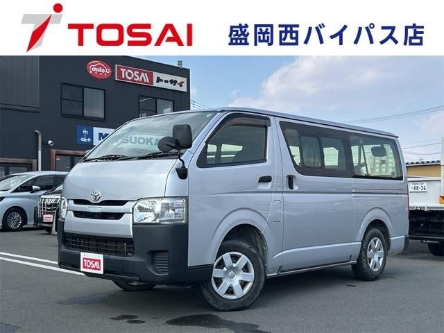 TOYOTA / HIACE van 4WD