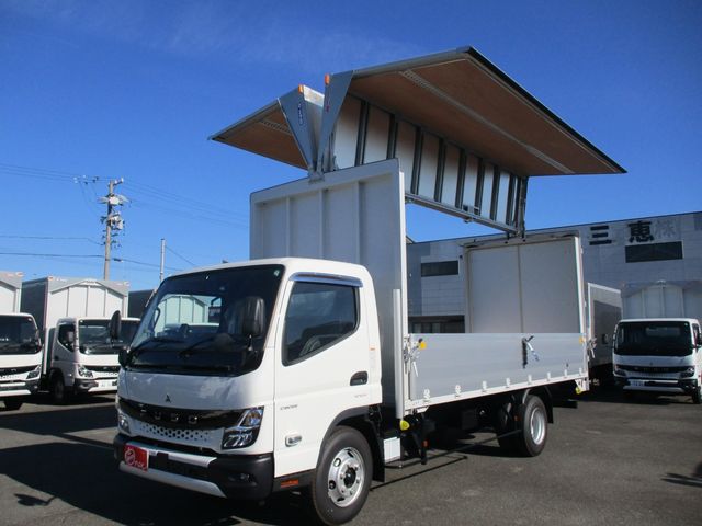 Japanese used car Ref# 1553373 MITSUBISHI / CANTER