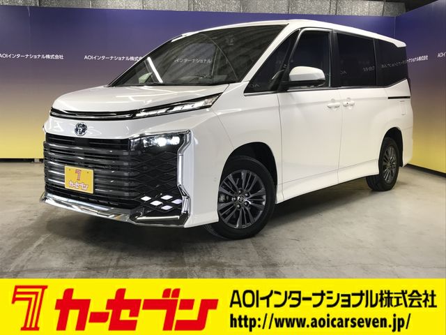 TOYOTA / VOXY HYBRID 4WD