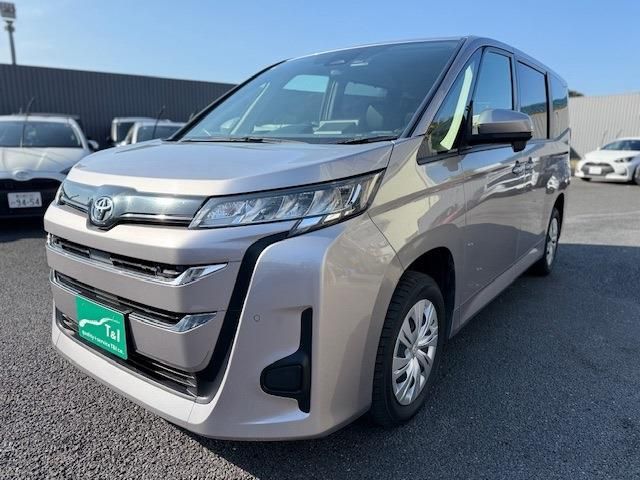 TOYOTA / NOAH 4WD