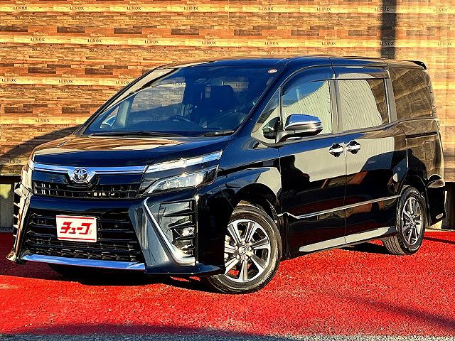 TOYOTA / VOXY