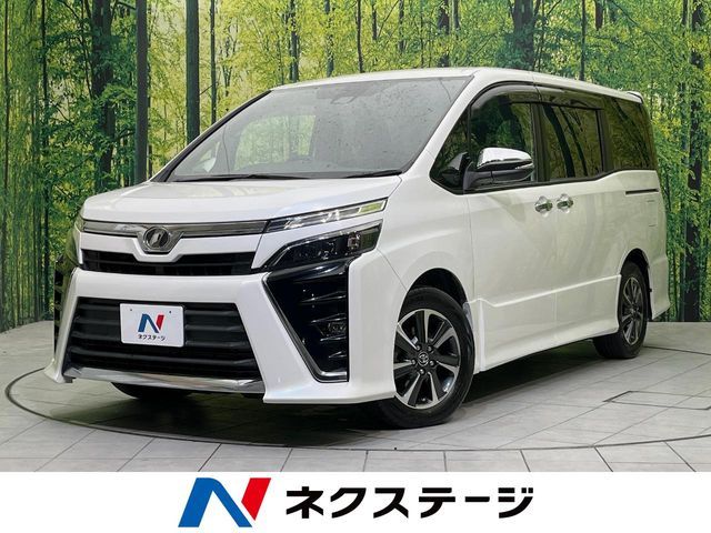 TOYOTA / VOXY