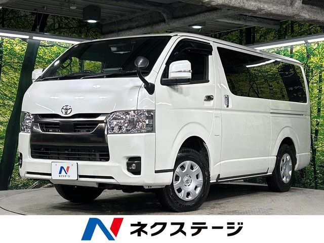 TOYOTA / HIACE van 4WD
