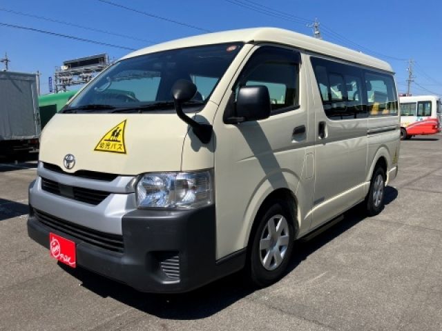 TOYOTA / HIACE wagon