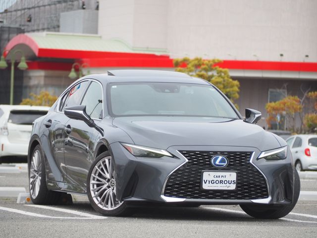 TOYOTA / LEXUS IS300h