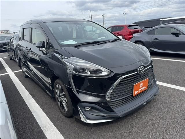 TOYOTA / SIENTA