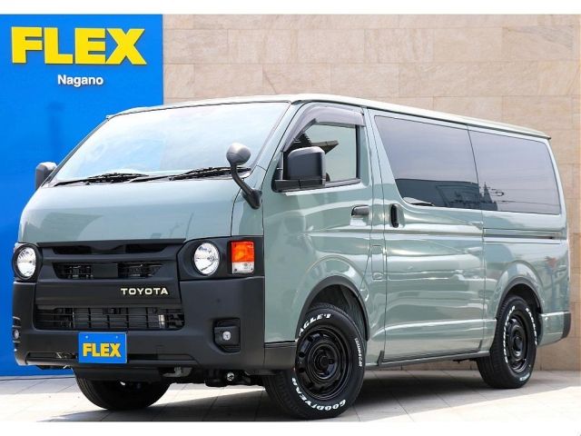 TOYOTA / HIACE van 4WD