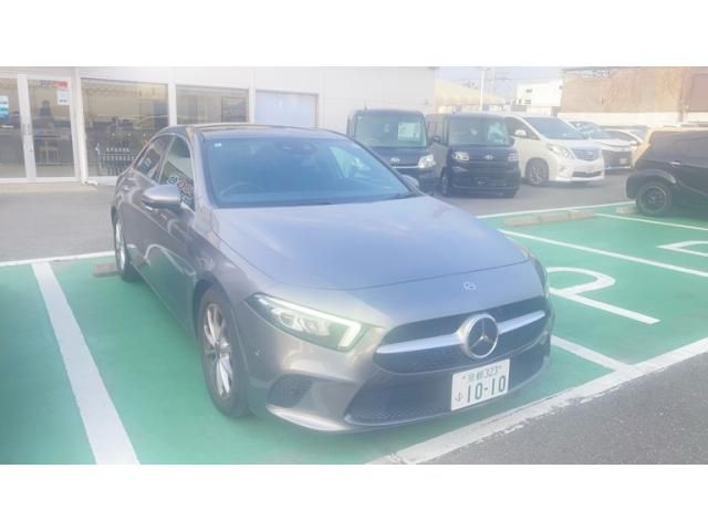 MERCEDES BENZ / MERCEDES BENZ A class sedan