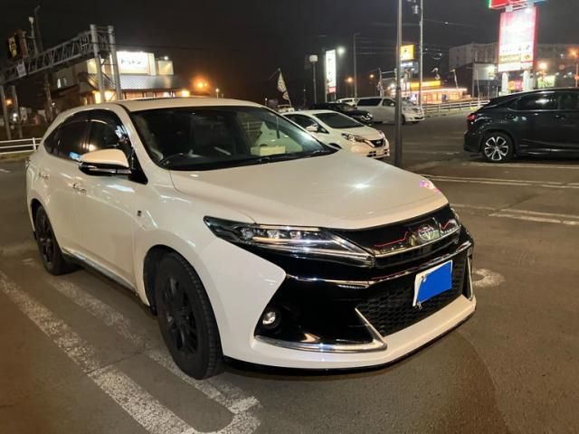 Japanese used car Ref# 1554230 TOYOTA / HARRIER 4WD