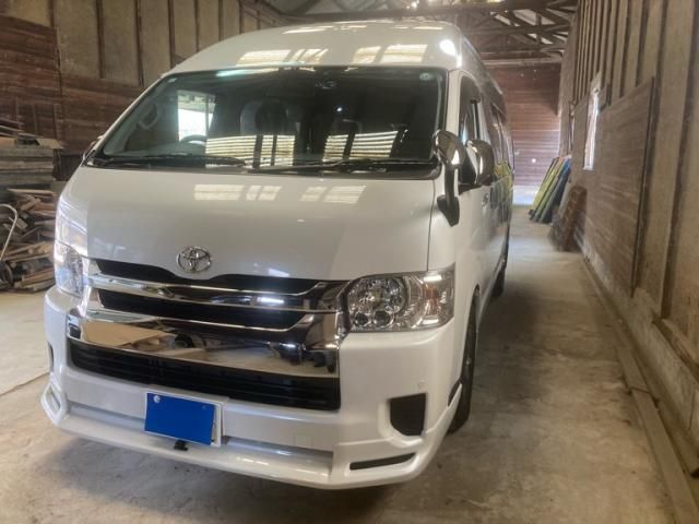 TOYOTA / HIACE wagon