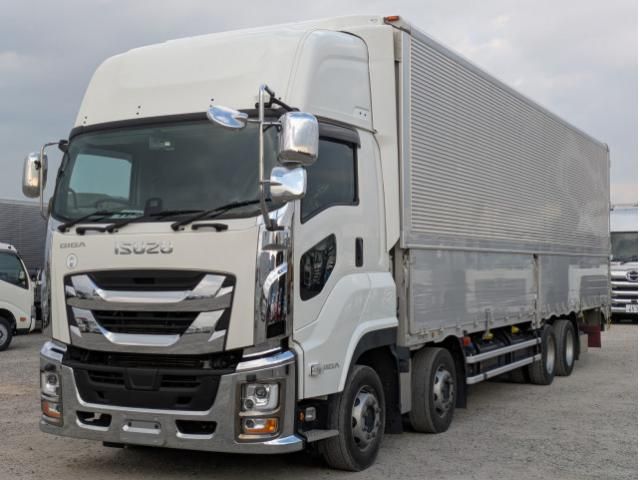 ISUZU / GIGA