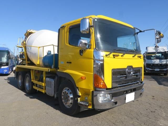 HINO / PROFIA