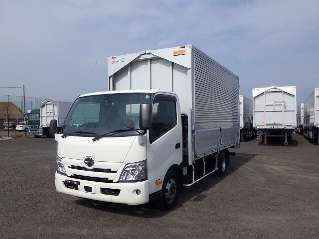Japanese used car Ref# 1555347 HINO / DUTRO