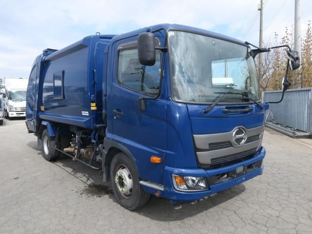 Japanese used car Ref# 1555403 HINO / RANGER