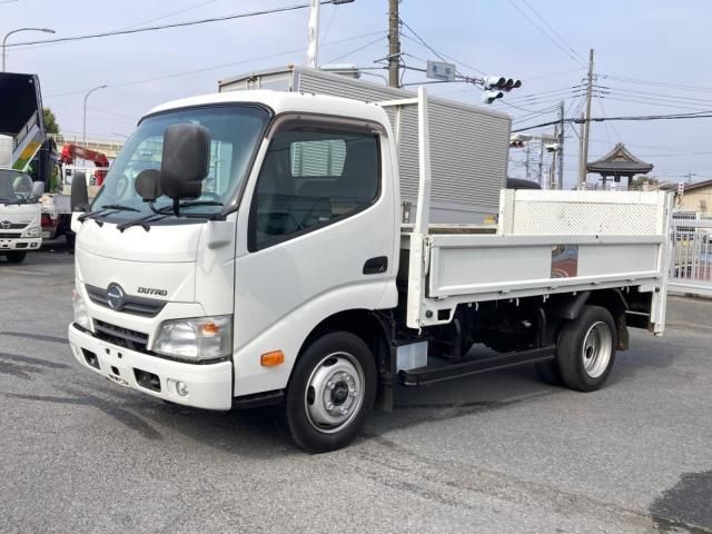 HINO / DUTRO