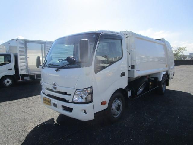 Japanese used car Ref# 1555983 HINO / DUTRO