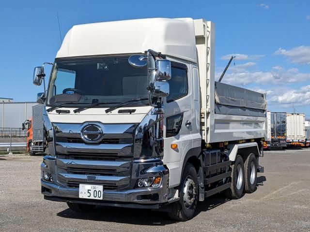 Japanese used car Ref# 1555996 HINO / PROFIA