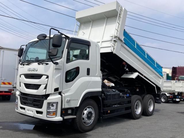 ISUZU / GIGA