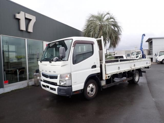 Japanese used car Ref# 1556260 MITSUBISHI / CANTER