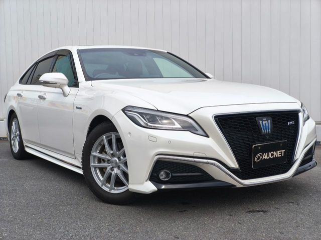 TOYOTA / CROWN sedan hybrid