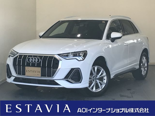 AUDI / AUDI Q3