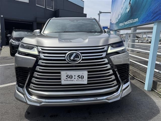 Japanese used car Ref# 1556674 TOYOTA / LEXUS LX600