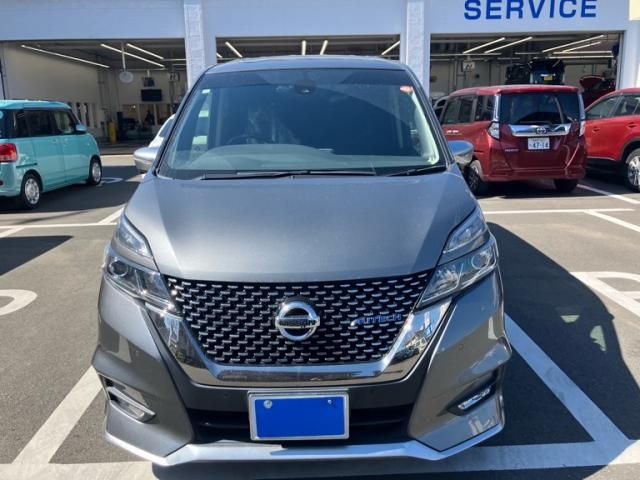 Japanese used car Ref# 1556746 NISSAN / SERENA  WG