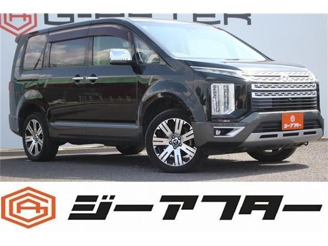 Japanese used car Ref# 1556962 MITSUBISHI / DELICA D:5 4WD