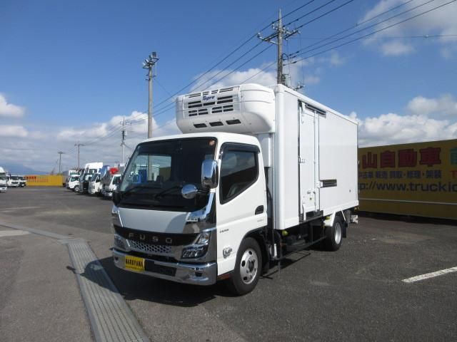 Japanese used car Ref# 1556994 MITSUBISHI / CANTER