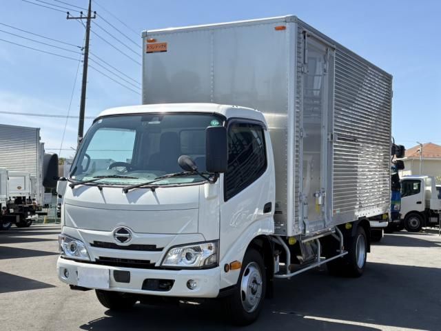 Japanese used car Ref# 1557031 HINO / DUTRO