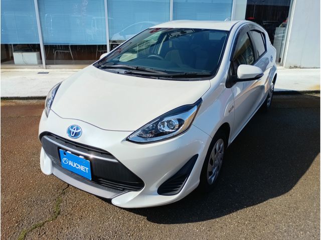 Japanese used car Ref# 1557047 TOYOTA / AQUA