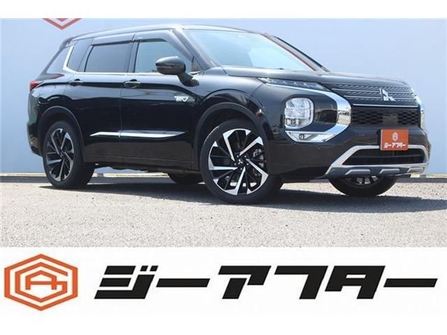 Japanese used car Ref# 1557164 MITSUBISHI / OUTLANDER PHEV