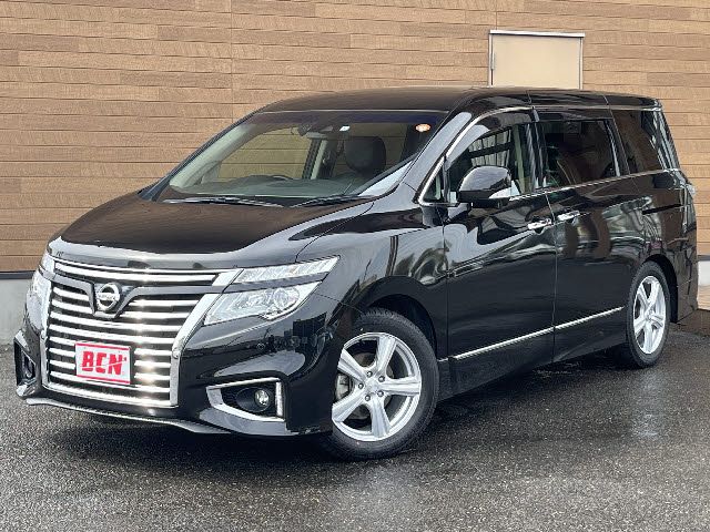 Japanese used car Ref# 1557361 NISSAN / ELGRAND  4WD